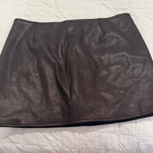Elegant Brown Leather Skirt